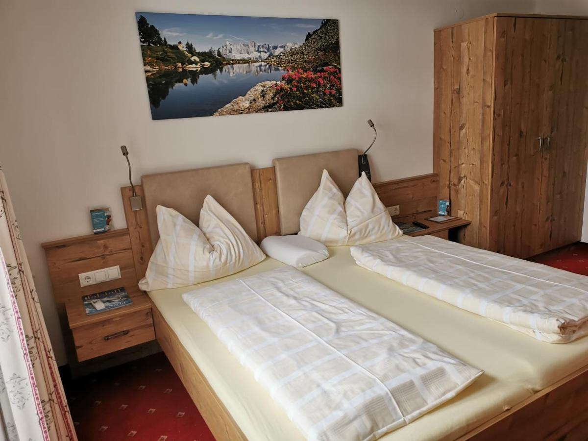 Oberauer Wagrain - Die Eco Familien Hotelpension B&B Экстерьер фото